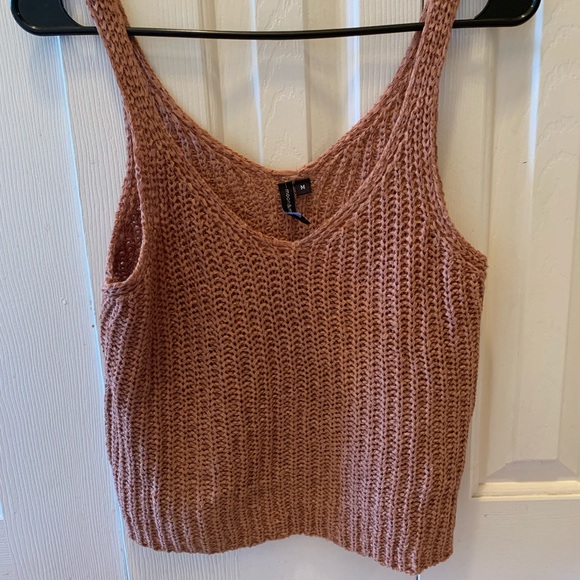 Tank - Picture 1 of 2